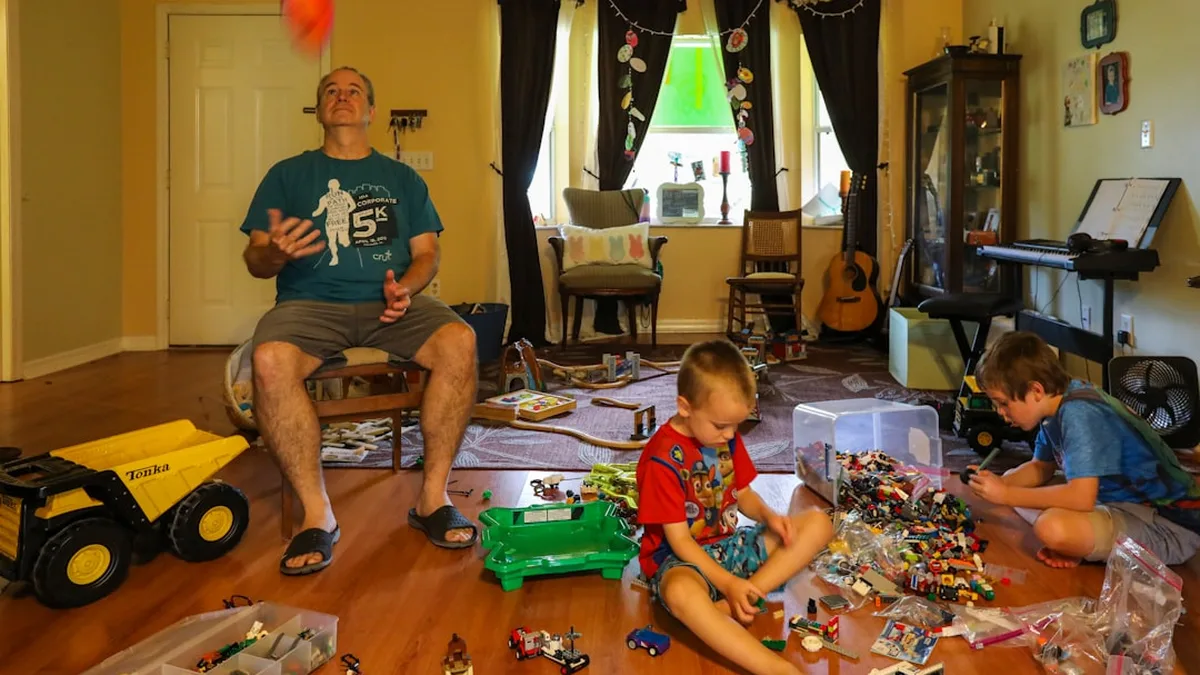 Idée cadeau papa : écouter avant d'acheter
